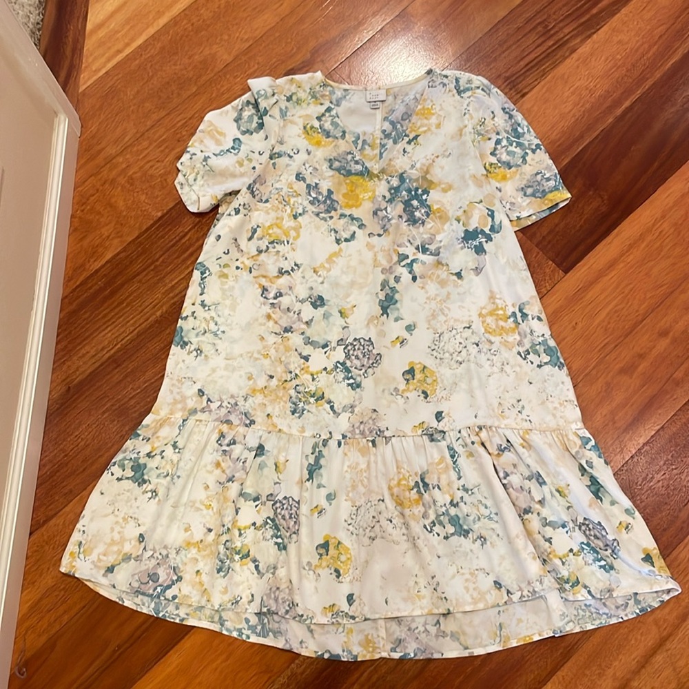 Floral white dress